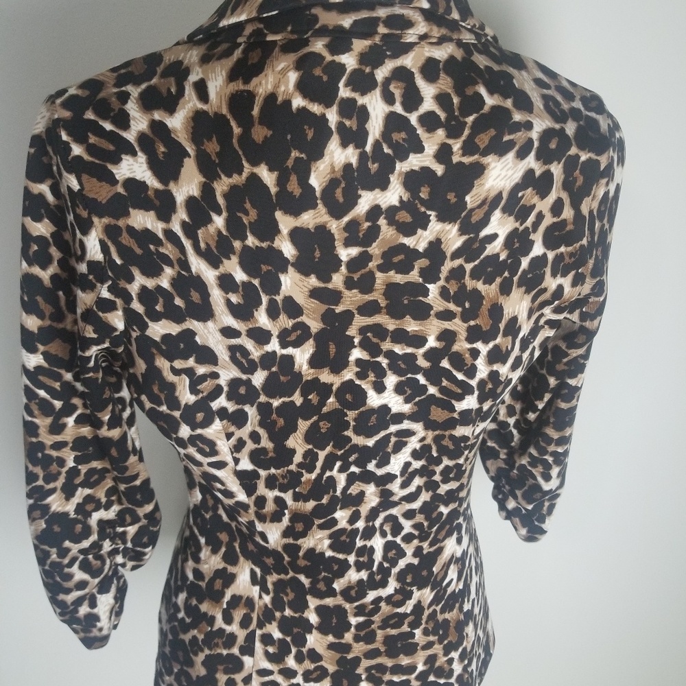 Blazer - Picture 3 of 4